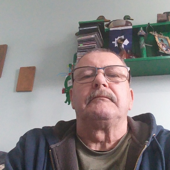 Meet your Posher, Mark - Picture 1 of 1